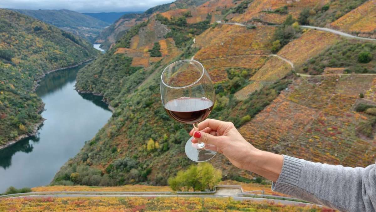 RIBEIRA SACRA & LUGO - EXCLUSIVE
